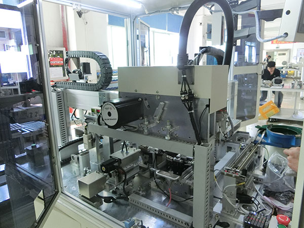 全自動點膠機圖片