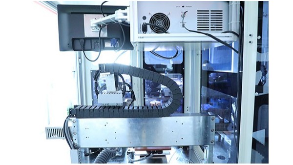 全自動(dòng)點(diǎn)膠機(jī)