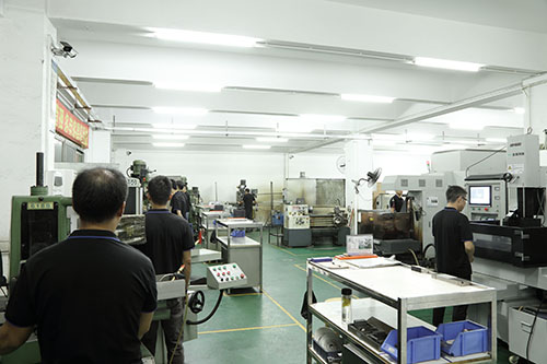 全自動點膠機(jī)加工