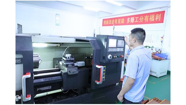 點膠機設備供應商