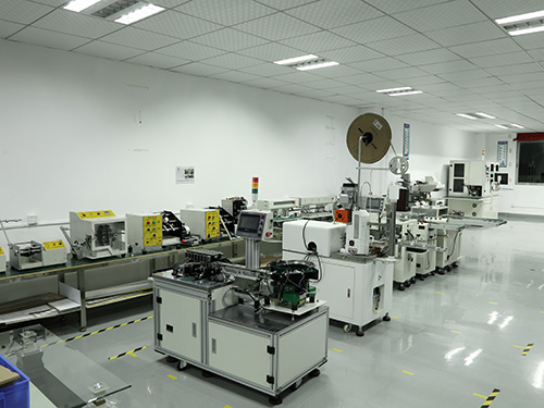 全自動點膠機設備展示