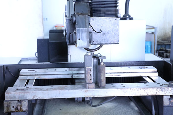 深圳精密點膠機廠家