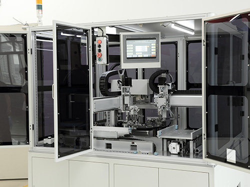 全自動點(diǎn)膠機(jī)廠家